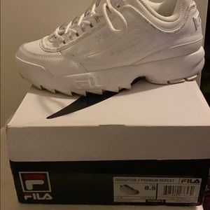 White fila disruptor II Premium repeat